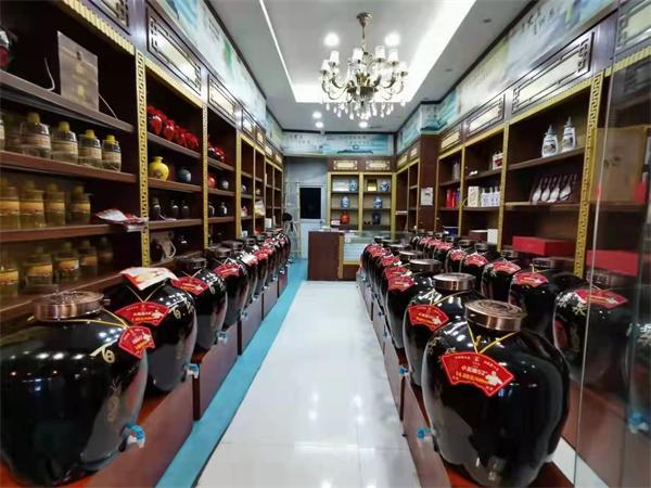 你知道为会喝洒要碰杯吗