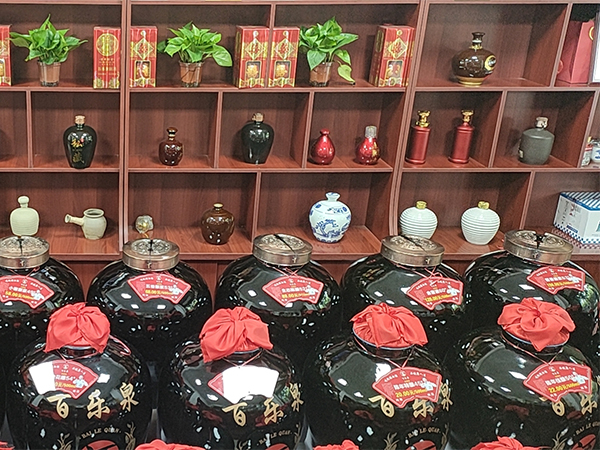 散白酒代理应如何定位客户群体